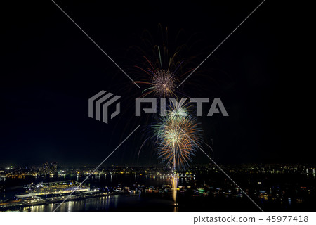 [Fireworks event] Fireworks of Yokohama Sparkling Twilight 45977418