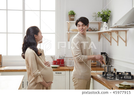 A day of pregnant women A day of pregnant women 45977915