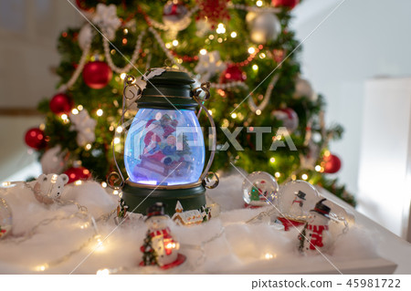 Christmas decoration, snow dome, globe with table decoration 45981722