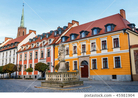 Ostrow Tumski, historic district of Wroclaw 45981904
