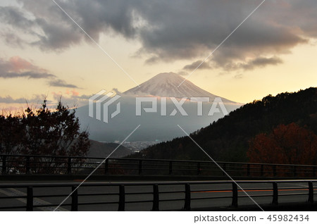 Superb view Fuji from Mikami's Fujimi Bridge 45982434