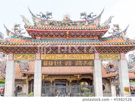 Taiwan Taipei Longshan Temple Main gate 45982526
