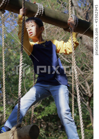 Elementary school students (th grader) who play athletic 45982945