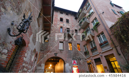 House of Verona Juliet 45984416