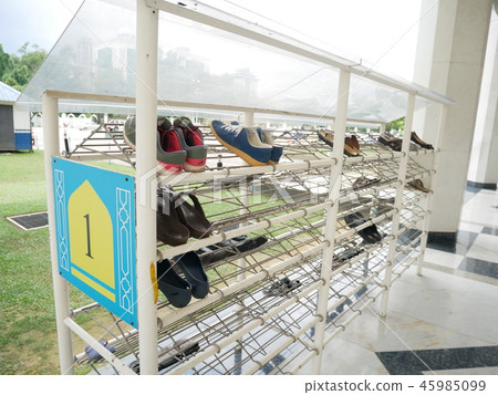 Shoe store for the Blue Mosque in Malaysia (Sultan Salafdin Abdul Aziz Shah Mosque) 45985099