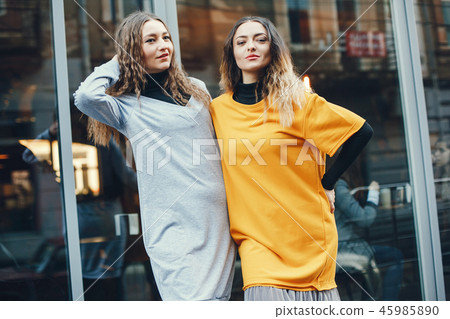 fashion girls 45985890