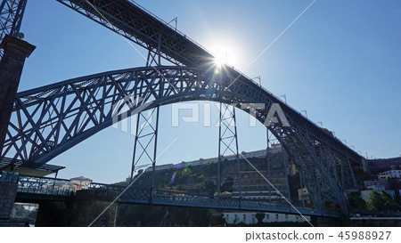 dom luis bridge over the douro river in porto 45988927