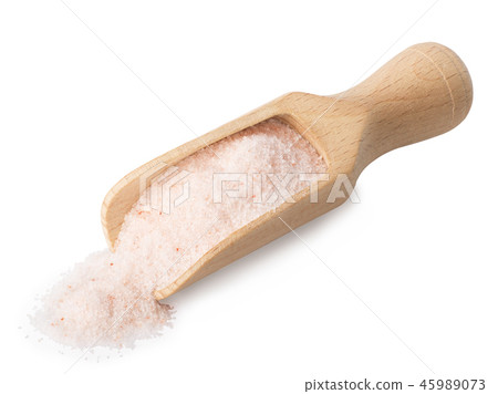 pink himalayan salt in scoop 45989073