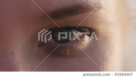 closeup green eyed female outdoors 45989407