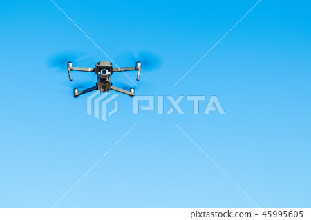 Flying drone MAVIC 2 Pro Flying drone MAVIC 2 Pro 45995605