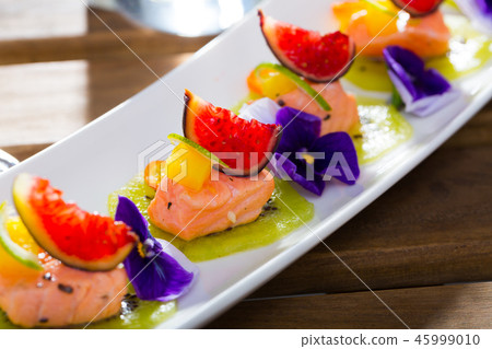 Plate of Marinated salmon canapes Plate of Marinated salmon canapes 45999010