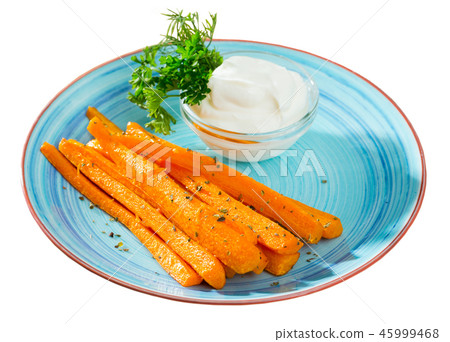 Carrot sticks with creamy dip Carrot sticks with creamy dip 45999468