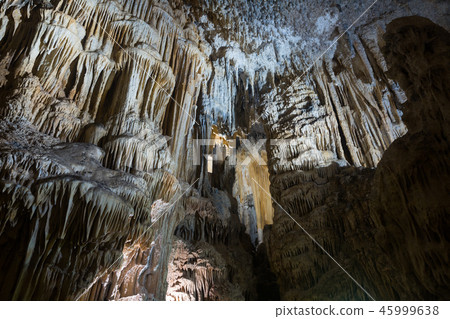 Grotte des Demoiselles 45999638