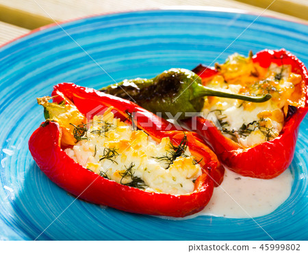 Bell pepper stuffed with brynza 45999802