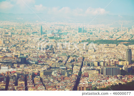 Historical neighbourhoods of Barcelona, view above 46000077