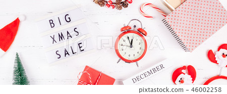 Big Christmas sale text lightbox white background 46002258