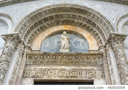 Detail of Pisa Baptistery of St. John. Pisa, Italy Detail of Pisa Baptistery of St. John. Pisa, Italy 46003009