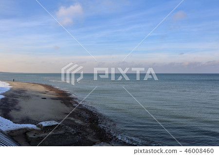 Scenic autumn Baltic sea 46008460
