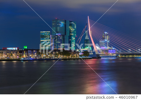 Rotterdam cityscape - Netherlands 46010967