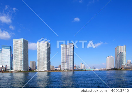 Harumi canal and skyscrapers 46013740
