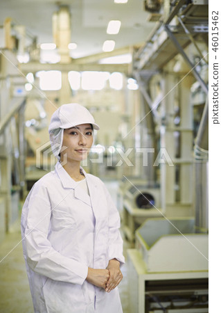 食品廠女人肖像 46015462