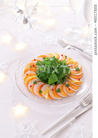 Carpaccio of salmon and kabuto 46017808