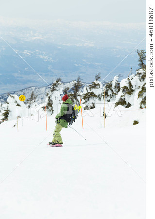A slope 46018687