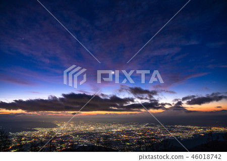 《Yamanashi Prefecture》 Superb view, Dawn of Mt. Amari 《Yamanashi Prefecture》 Superb view, Dawn of Mt. Amari 46018742