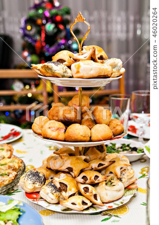 delicious layered snacks on a festive Christmas delicious layered snacks on a festive Christmas 46020264