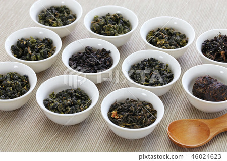 Taiwan tea drink comparison 46024623