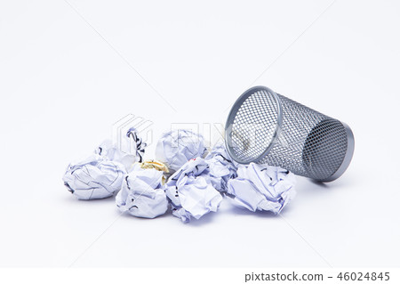 Crumpled Papers In Basket Over White Background 46024845