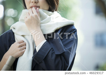 外套的女人 46029317