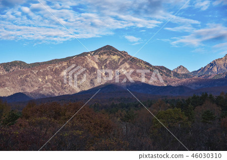 在清晨從Yatsugatake Kai Oizumi景觀 46030310