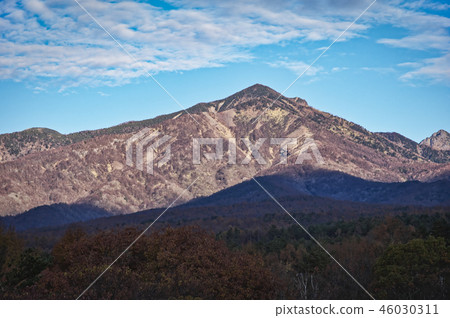 在清晨從Yatsugatake Kai Oizumi景觀 46030311