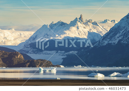 Grey Glacier and Grey Lake at Torres del Paine National Park Grey Glacier and Grey Lake at Torres del Paine National Park 46031473
