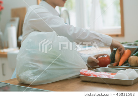kitchen, kitchens, homemaker 46031598