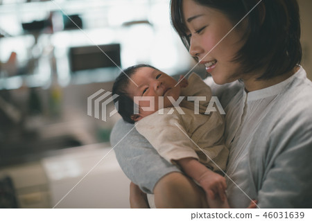 newborn child, baby, infant 46031639