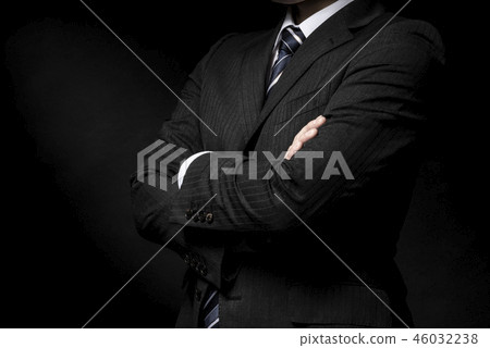 雙臂的商人 46032238