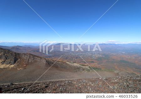 Asama mountain of autumn colored leaves season Asama mountain of autumn colored leaves season 46033526