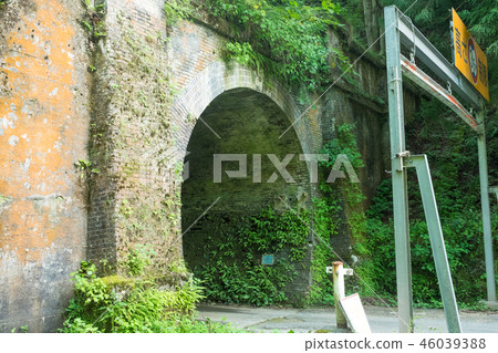 Toma (Fukui)-Yamanaka tunnel 46039388