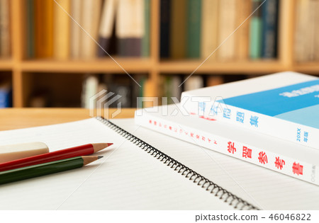 Reference book bookshelf study education test study qualification acquisition past problem collection 46046822