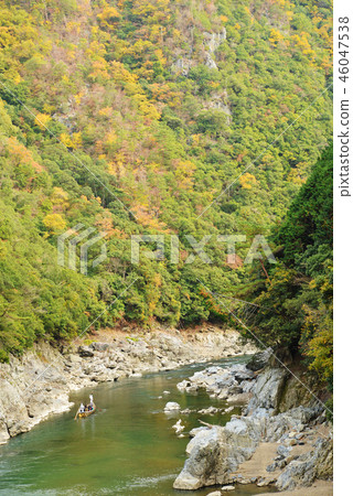 Autumn leaves of the Hozu Gorge and down the Hozu River (4) Autumn leaves of the Hozu Gorge and down the Hozu River (4) 46047538