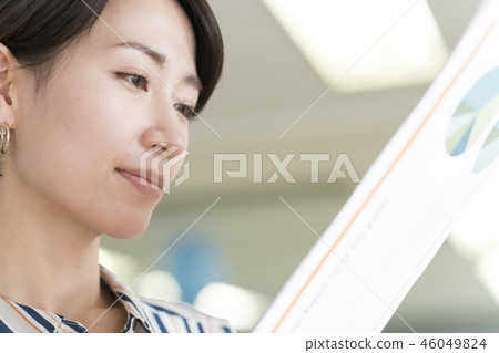 職業女性活潑的工作環境 46049824
