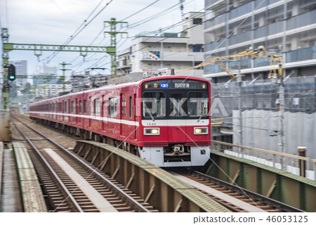 [Keikyu Express 1500 type Nakakido Station panning shot] 46053125