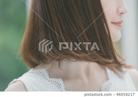 hair, hairs, female 46058217