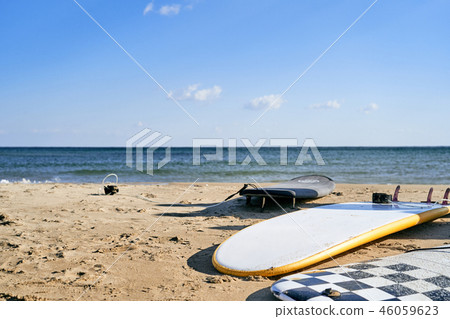 Sea and surfboard 46059623
