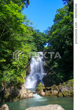 White Falls of Nazo 46060540