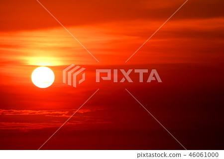 last light sunset on red cloud sky ray around sun last light sunset on red cloud sky ray around sun 46061000