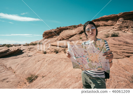 tourist standing on sand ground hot weather. 46061209