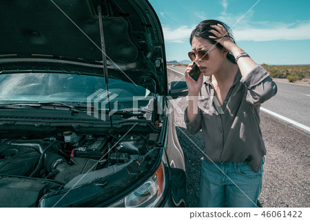 broken car driving the female car driver crazy 46061422
